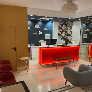 2* Appartement Boutique Poniente Playa